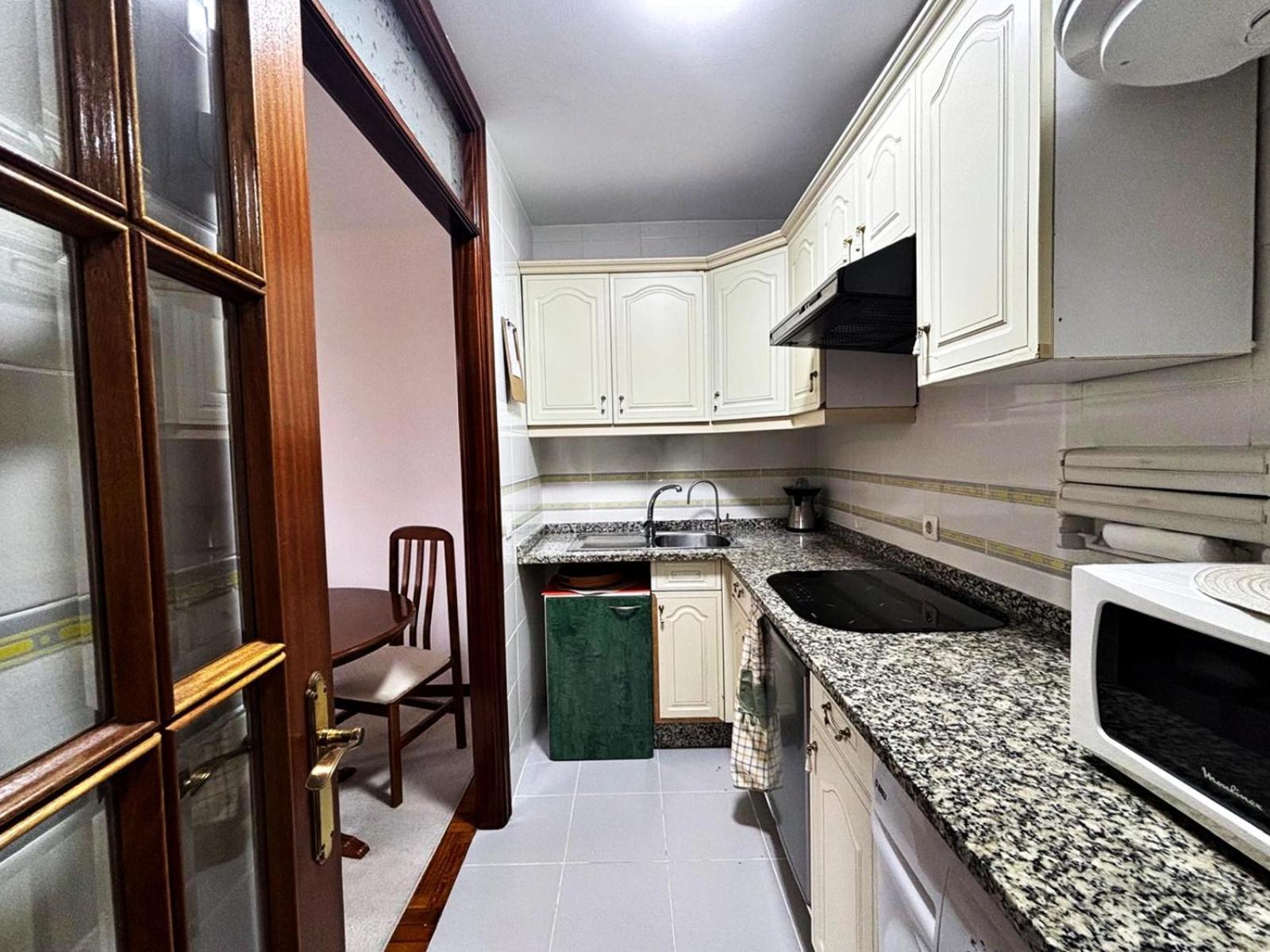 Holibai, Amodino, Agradable Y Hogareno Apto Con Parking, 巴约讷 外观 照片